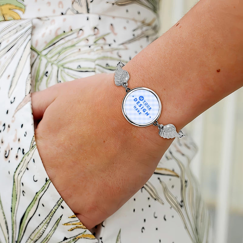 Winged Circular Bracelet